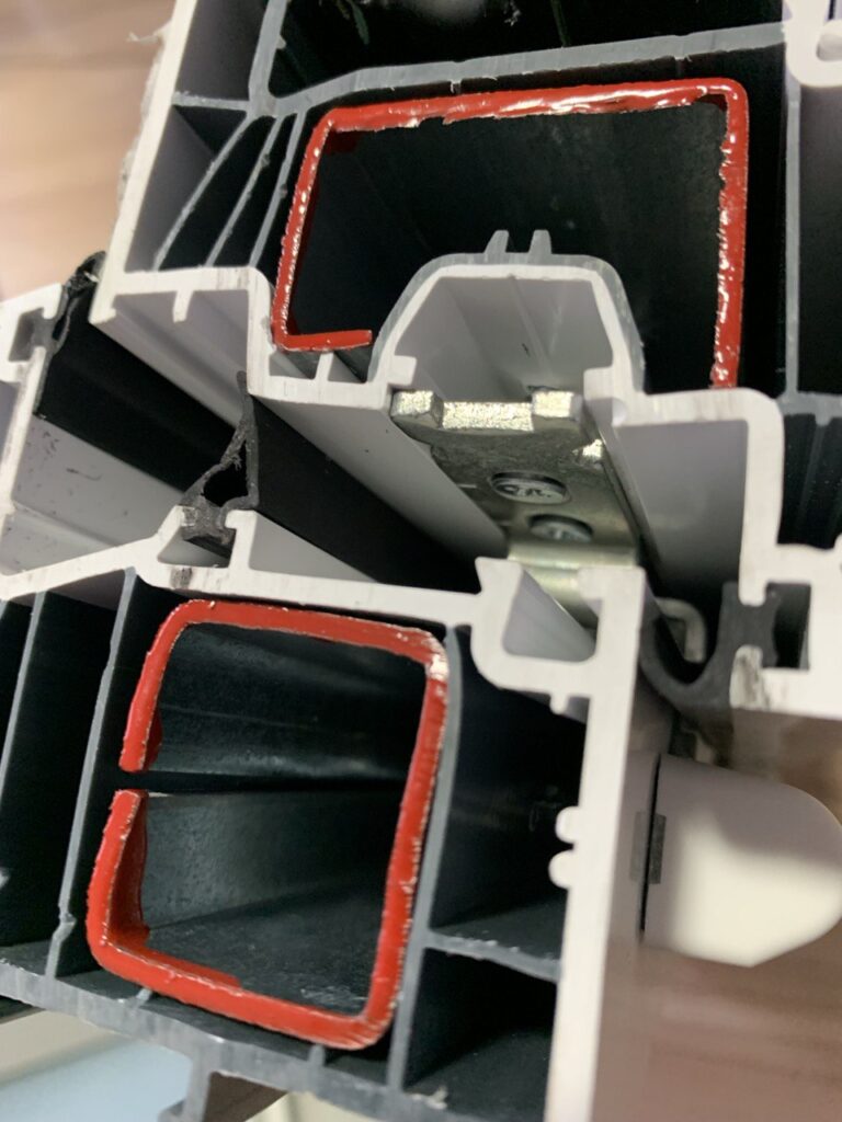 Современные пластиковые окна Salamander proEvolution 72