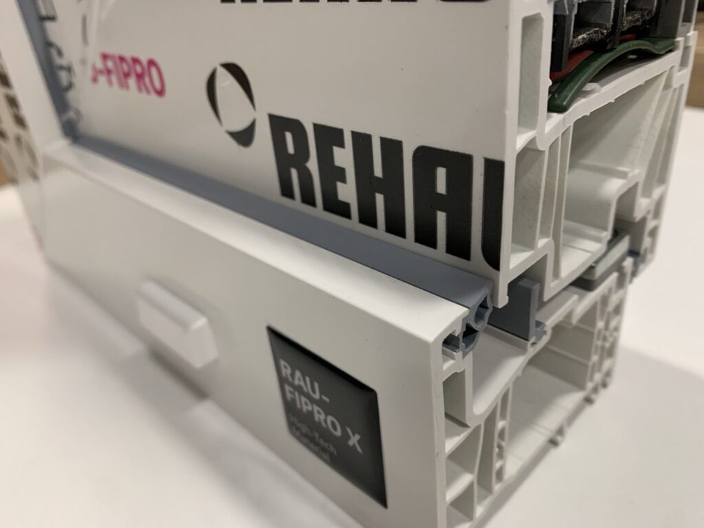 Пластиковые окна Rehau Geneo получили замену ➱ систему Rehau ARTEVO